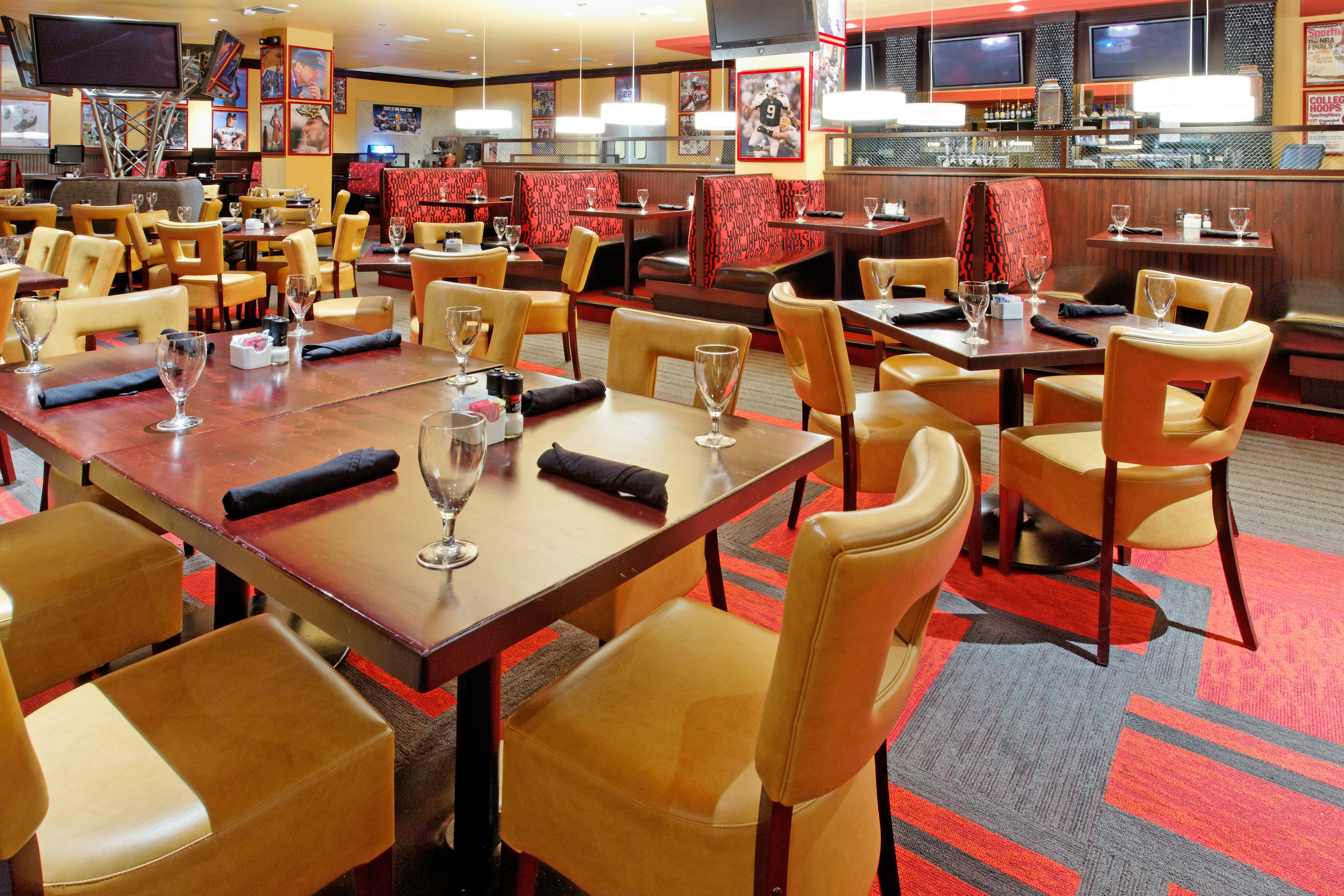 Holiday Inn Arlington Northeast By Ihg Exterior photo